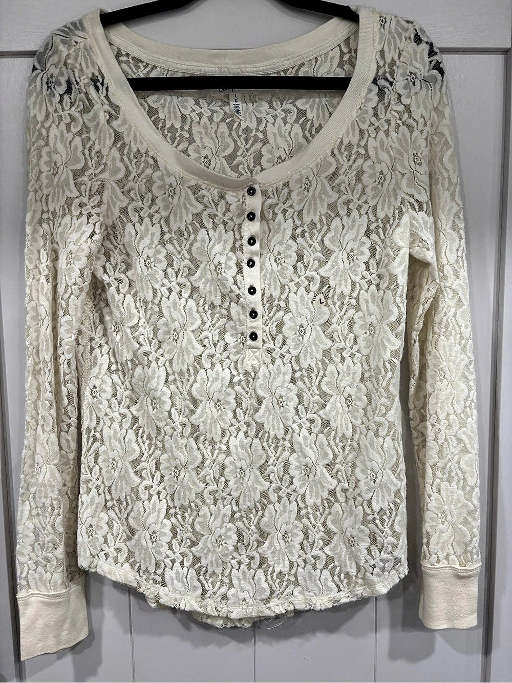Aeropostale Floral Lace Long Sleeve Size Large Like New